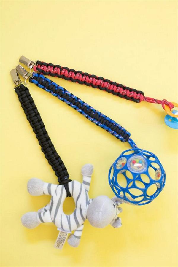Paracord Baby Toy Clip