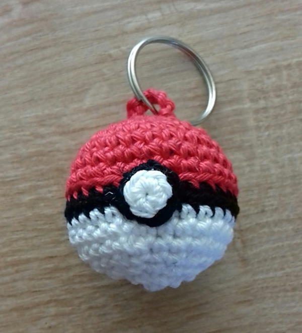 Pokemon Ball Keychain