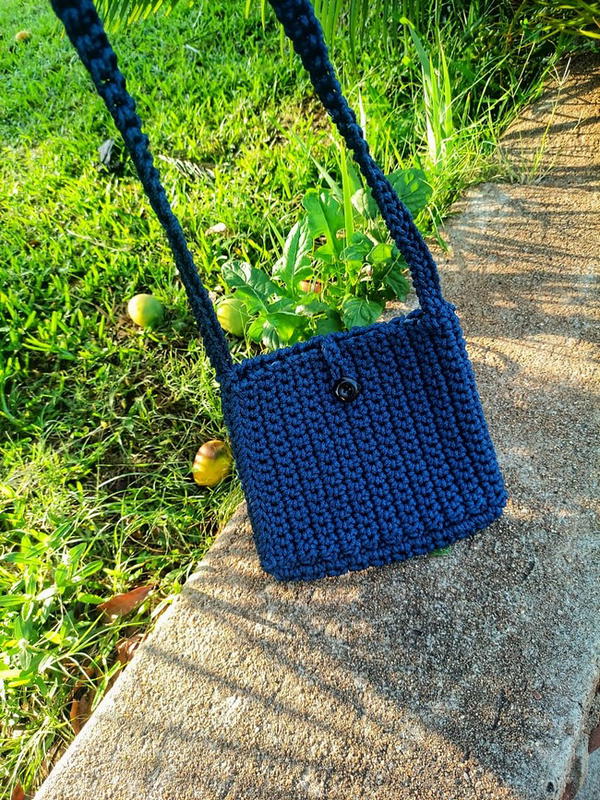 The Navy Shoulder Bag