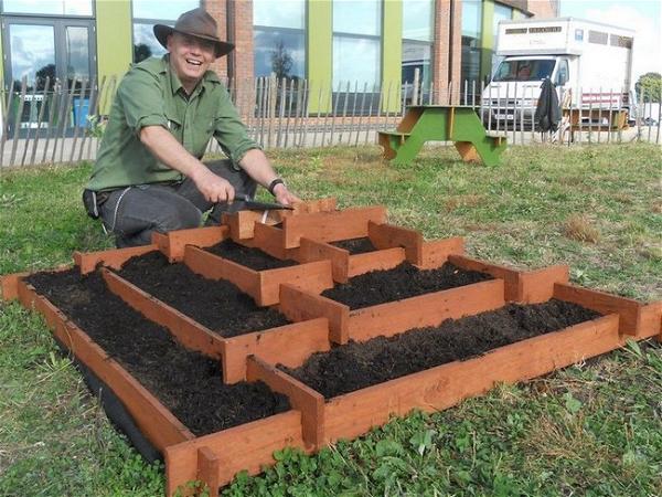 The Owner Builder Network’s Slot Together Pyramid Planter