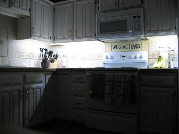 Under Cabinet Lighting DIY