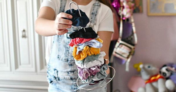 $1 Scrunchie Holder