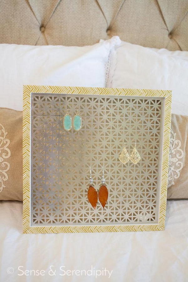 Aluminium Sheet Earring Holder DIY