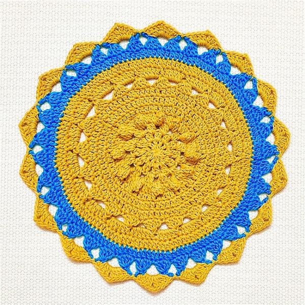 Amber Placemat Doily