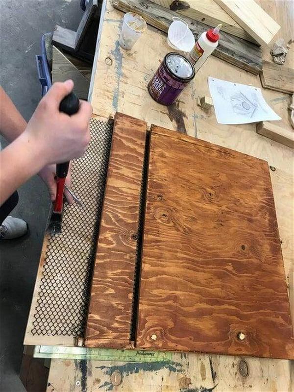 Building A Bat box With Wood