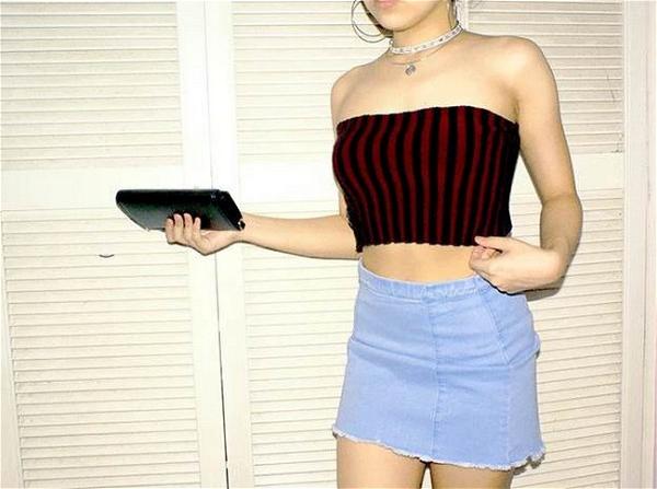 DIY Bandeau From A Ribbed Top