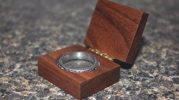 DIY Beautiful Ring Box