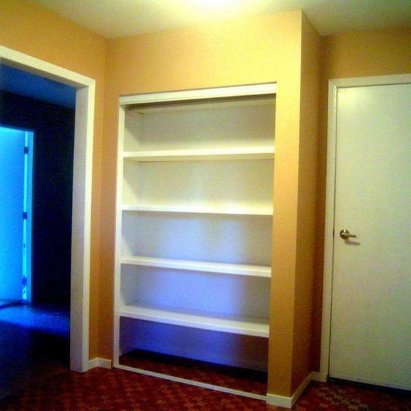 DIY Built In Wardrobe