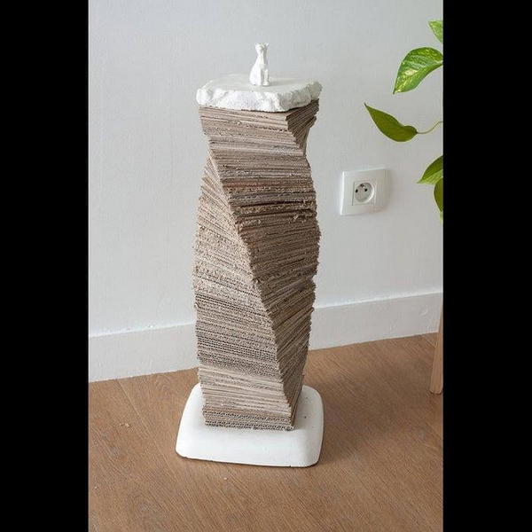 DIY Cat Scratching Post 1