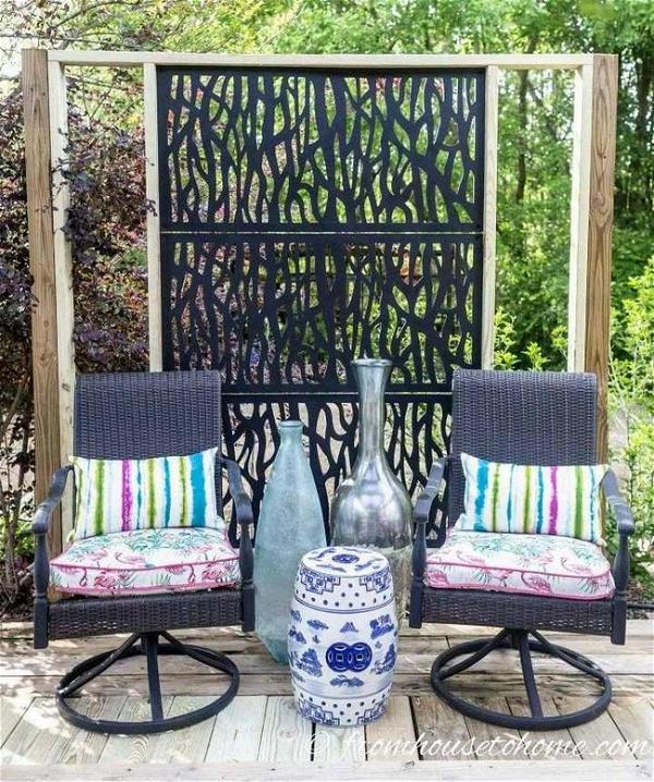 DIY Decorative Outdoor Privacy Screen