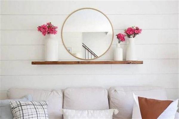 DIY Floating Shelf WIth Invisible Brackets