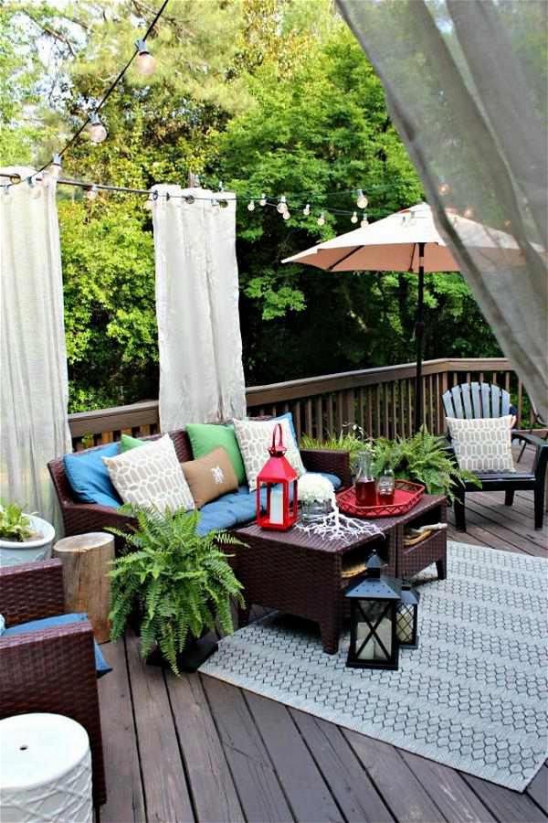 DIY Outdoor Privacy Curtains