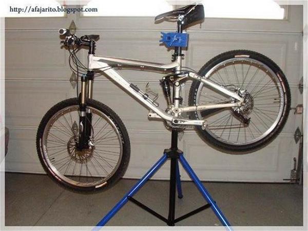 DIY Portable Bike Repair Stand