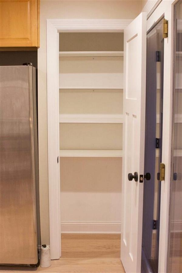 DIY Simple Closet Shelves