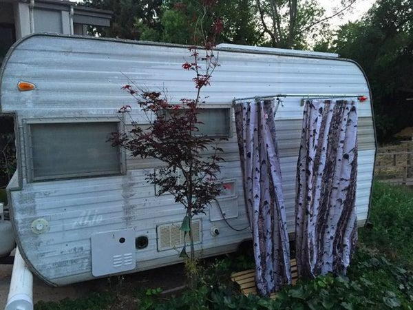 Easy Hanging Outdoor Shower stall