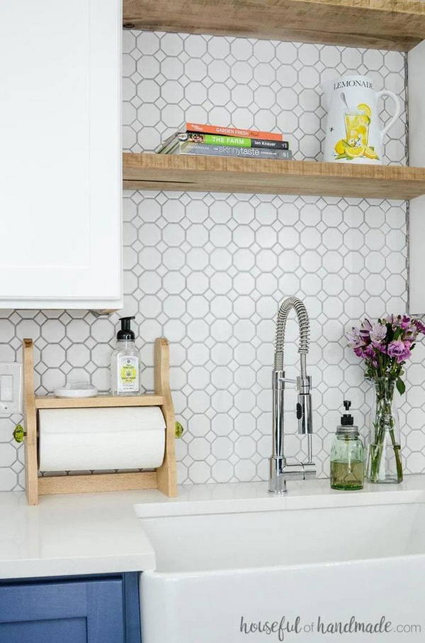 Farmhouse Paper Towel Holder DIY