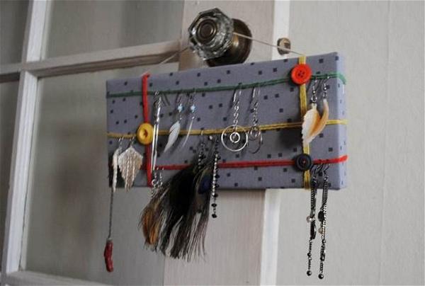 How To Recycle A Cardboard Box Into An Earring Holder