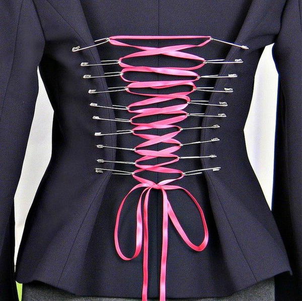 Safety Pin Corset DIY