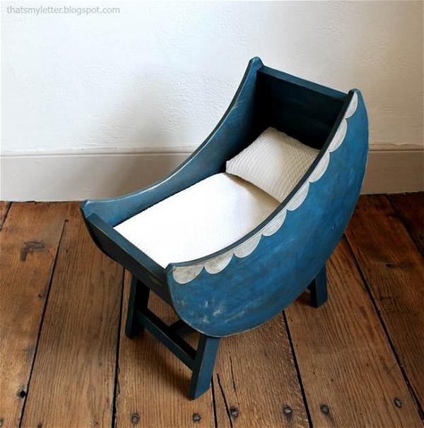 Baby Moon Shaped Bassinet DIY