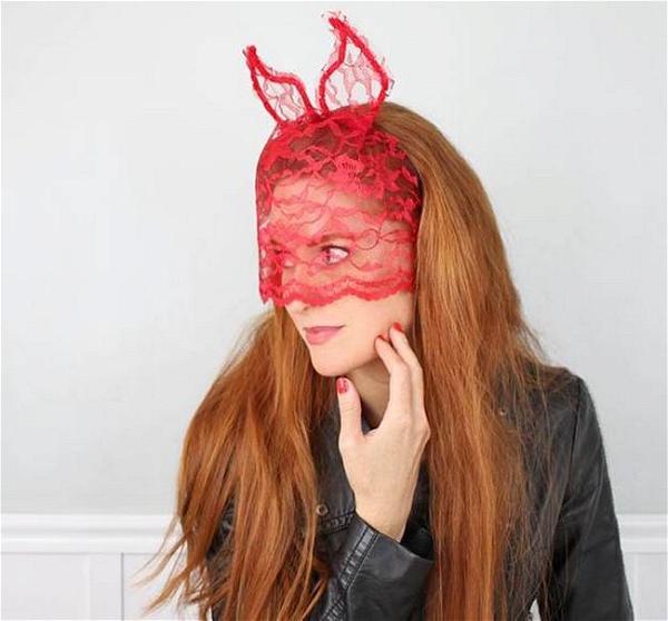 DIY Devil Horns With Veil