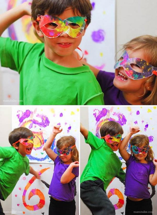 DIY Mardi Gras Mask With Crayons