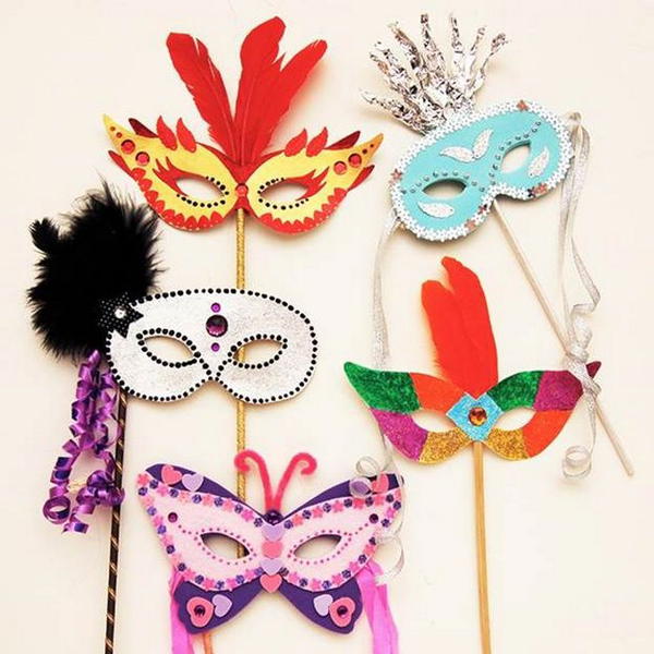 DIY Masquerade Mask