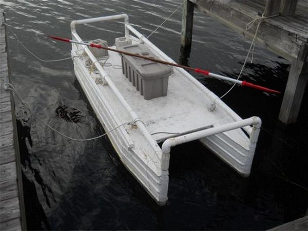 Double Hull Pontoon Boat