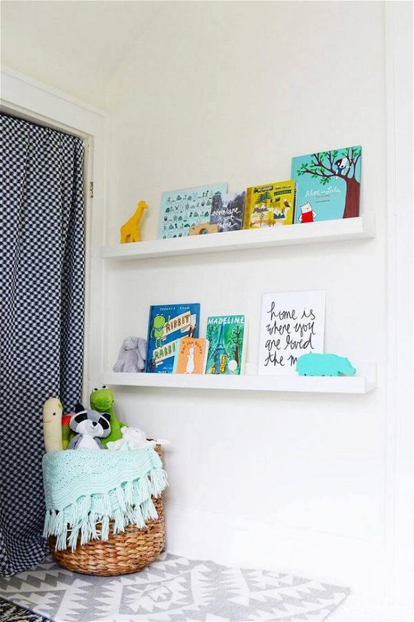 Simple and Unexpected Book Storage