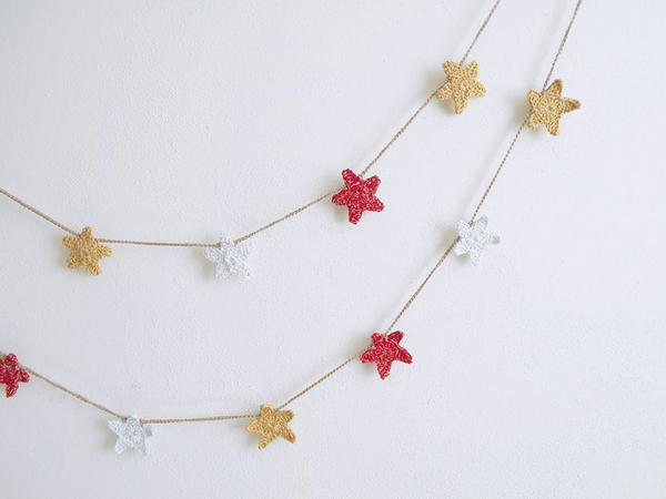 Winter Stars And Garland