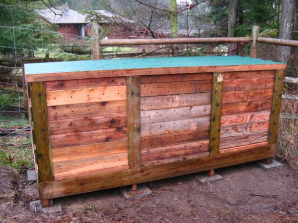 Build The Ultimate Compost Bin