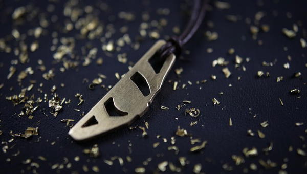 Cheap Brass Necklace Idea