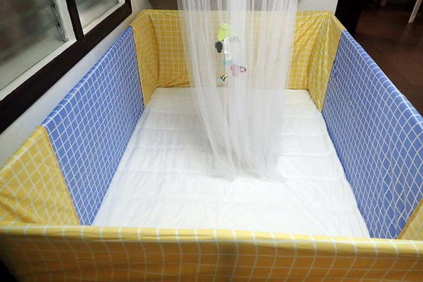 Cheap DIY Playpen For Safe Play