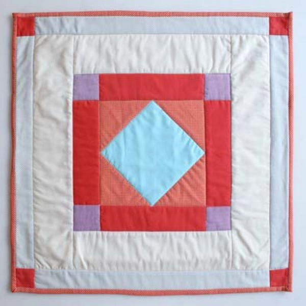 Classic Amish Diamond Quilt