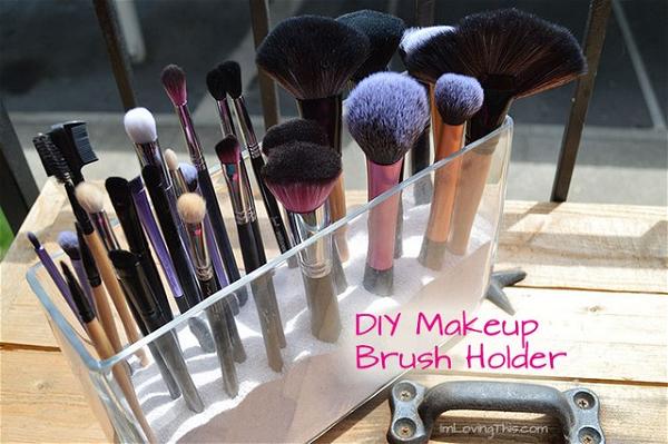 Cute Makeup Brush Holder Idea