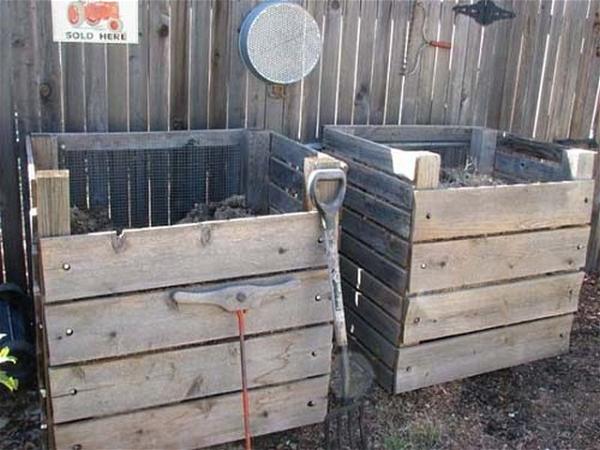 DIY Cedar Compost Bin