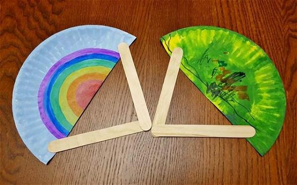 DIY Paper Plate Fan