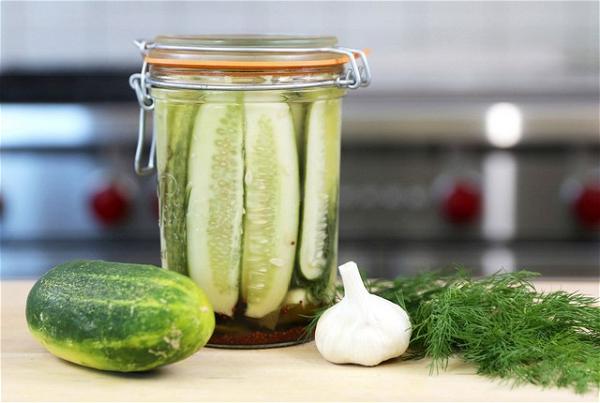 DIY Refrigerator Pickles Idea