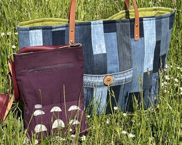 Striped purse For A Tablet