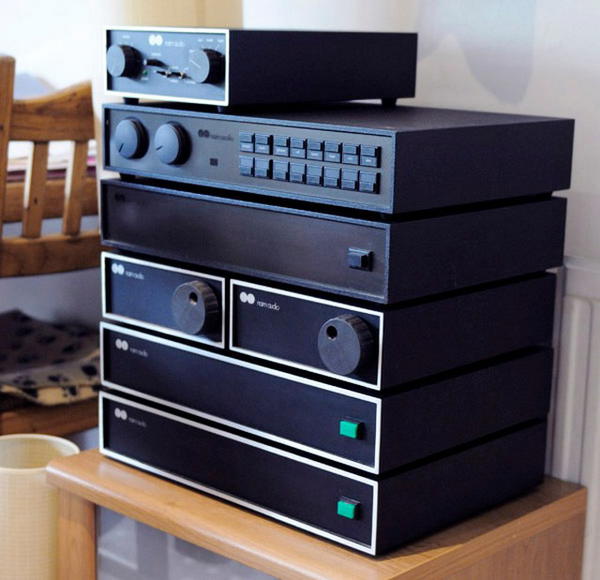 Modern DIY Racks For Audio System