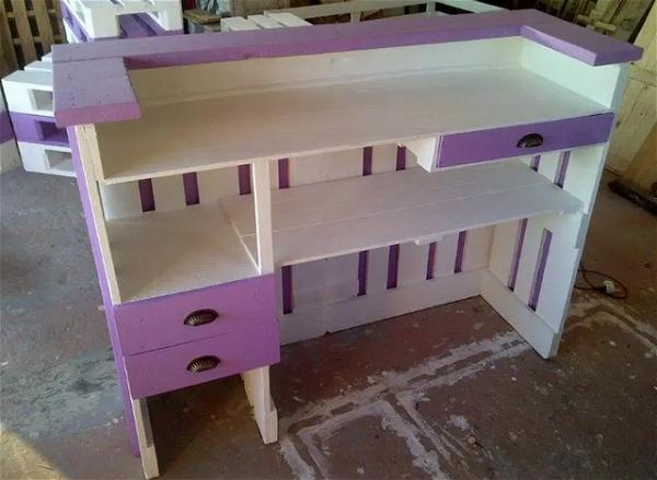 Pallets Wood Reception Desk Idea