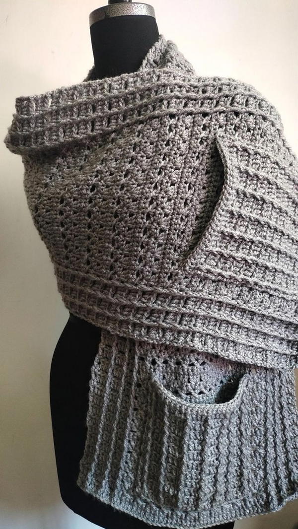 Pocket shawl