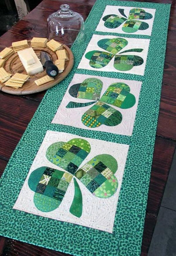 Shamrock Table Runner For St.patrik’s Day