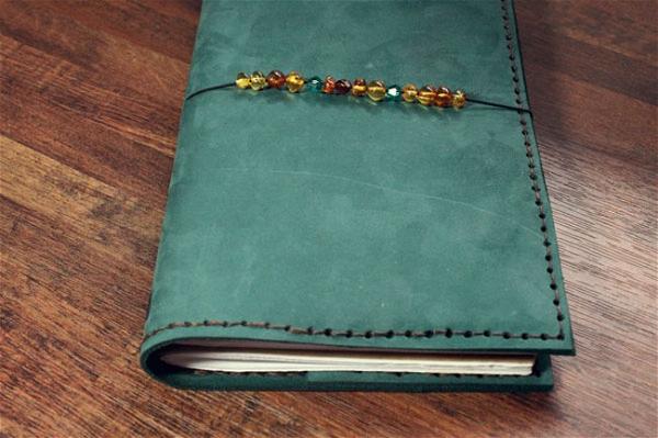 A Homemade Traveller’s Notebook