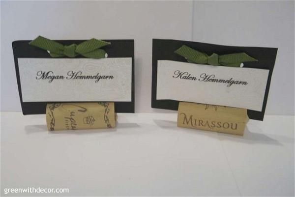 DIY Wedding Place Cards From Wine Corks