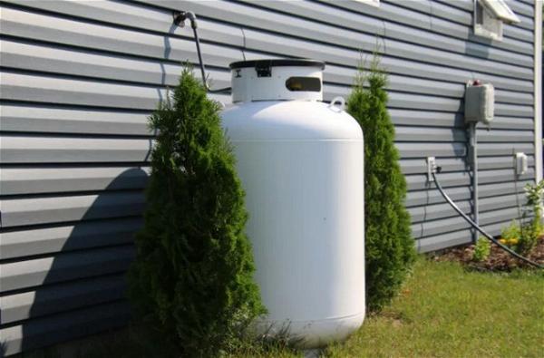 How To Hide A Propane Tank 1