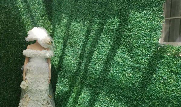 Install An Artificial Grass Wall