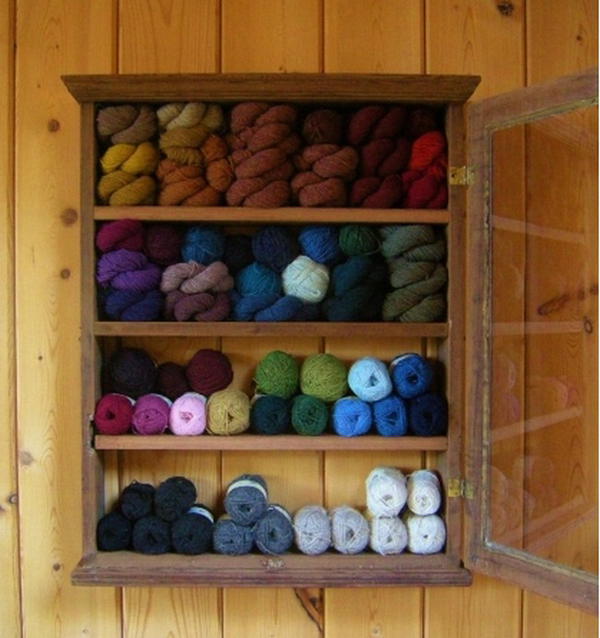 15 DIY Yarn Holder Ideas For Crocheters - Mint Design Blog