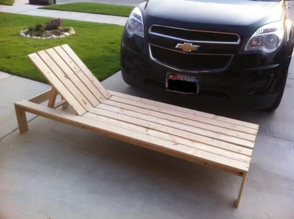 DIY Outdoor Chaise Lounge