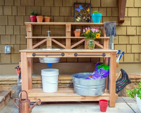 How To Make A Gardener's Potting Bench
