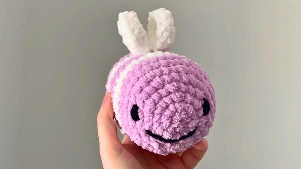 Crochet Bee Amigurumi Pattern